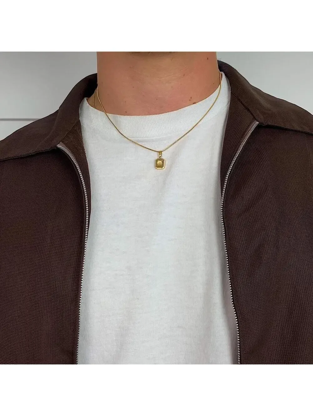 Vintage Classy Gold Rope Chain Bronze jewel opal pendant necklace. Gold Plated